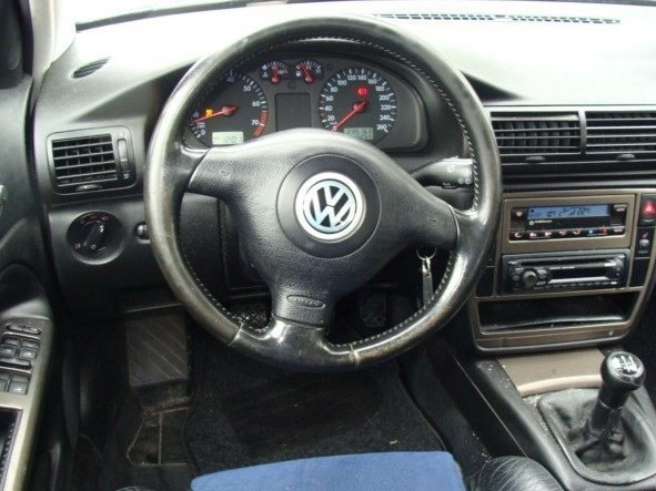 Volkswagen Passat Vr5