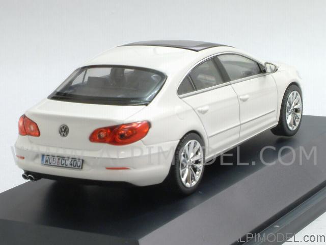 Volkswagen Passat White