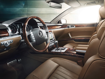 Volkswagen Phaeton 2013