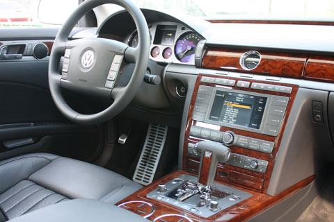 Volkswagen Phaeton 3.2