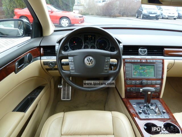 Volkswagen Phaeton V10