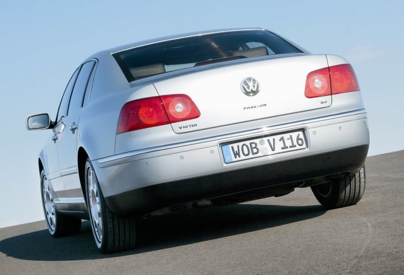Volkswagen Phaeton V10