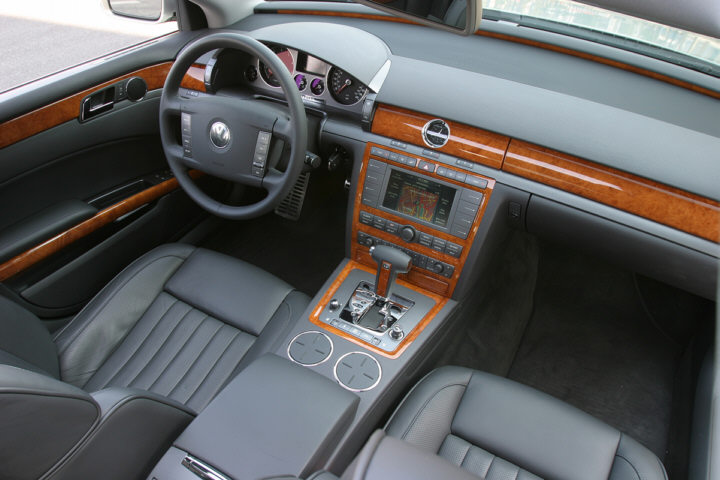 Volkswagen Phaeton V12