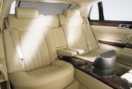 Volkswagen Phaeton W12
