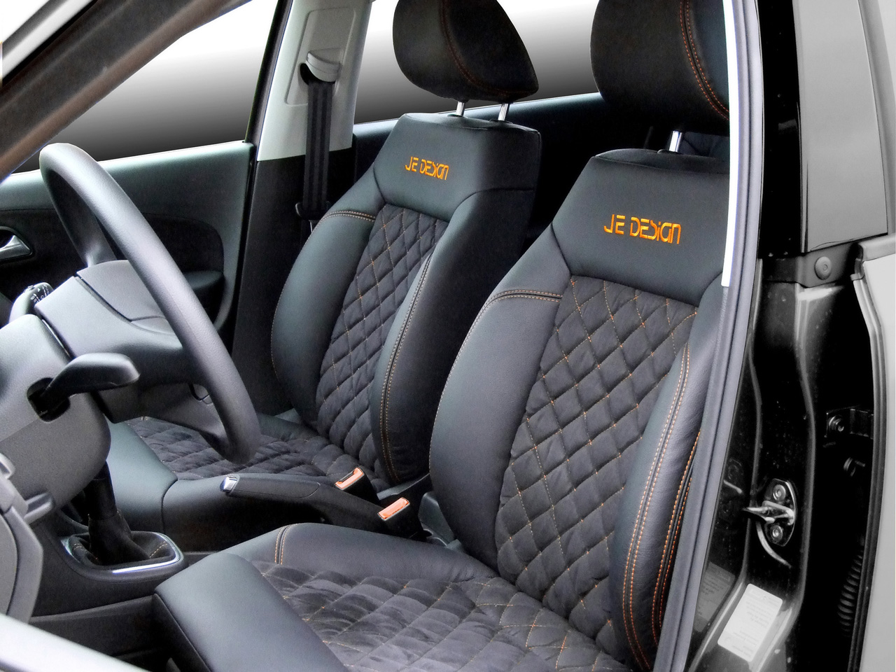 Volkswagen Polo Custom