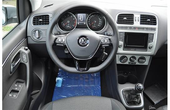 Volkswagen Polo Highline 2015