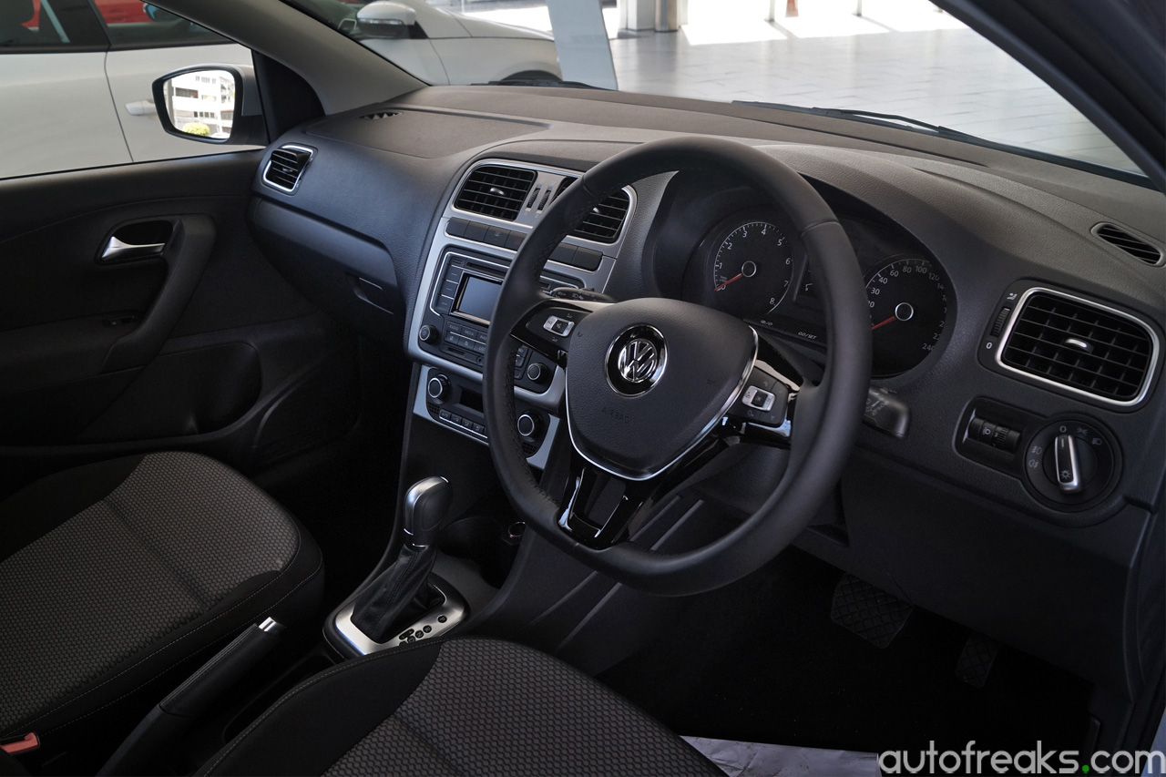 Volkswagen Polo Sedan 2015