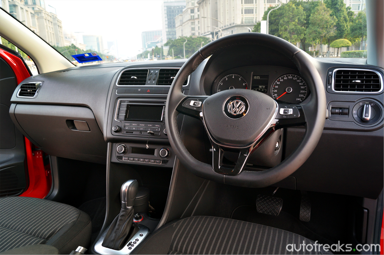 Volkswagen Polo Sedan 2016
