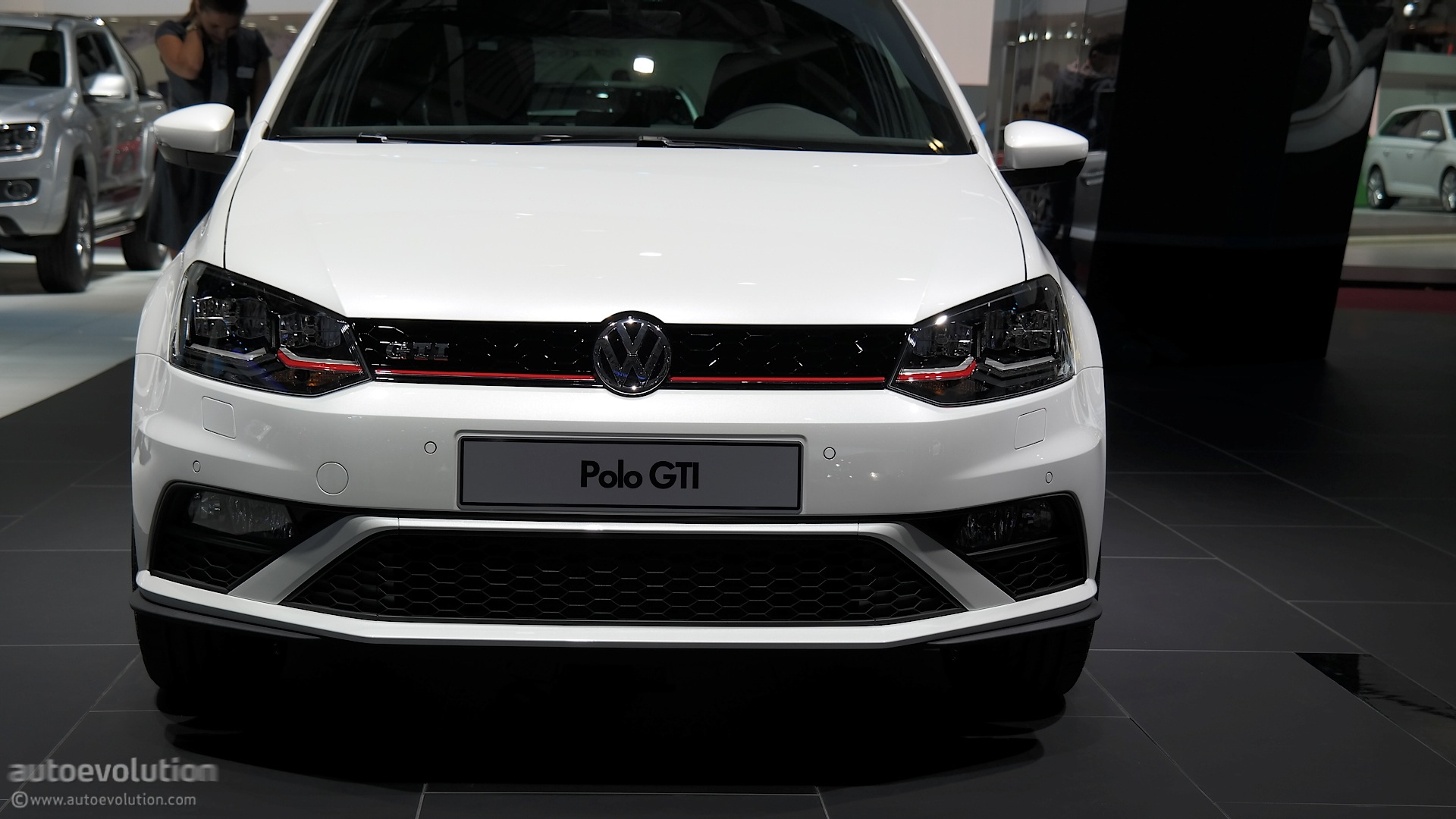 Volkswagen Polo White 2015