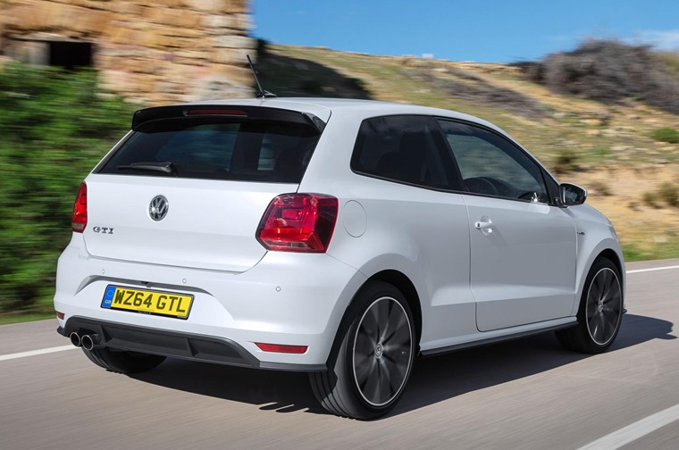 Volkswagen Polo White 2015