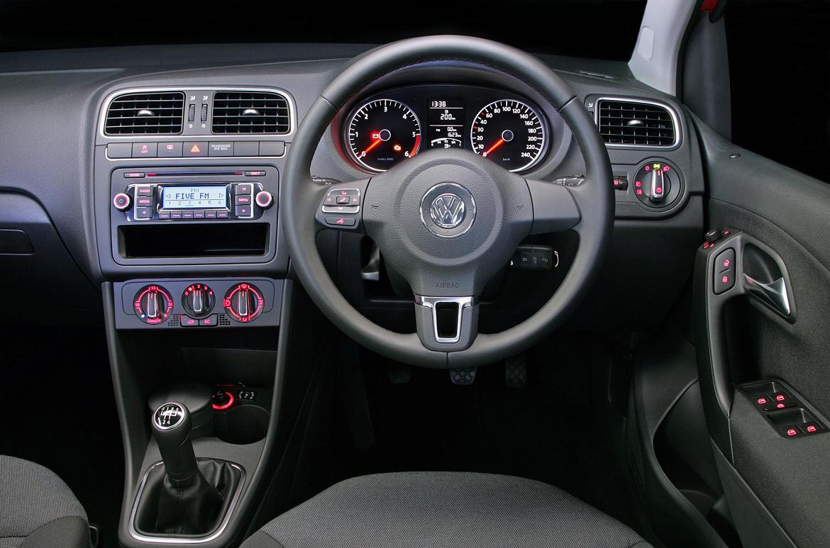 Volkswagen Polo White
