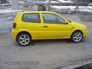 Volkswagen Polo Yellow