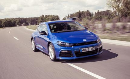 Volkswagen Scirocco R_