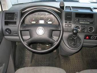 Volkswagen T5 2004