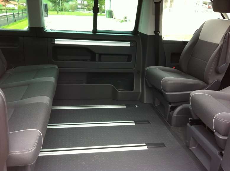 Volkswagen T5 Beach