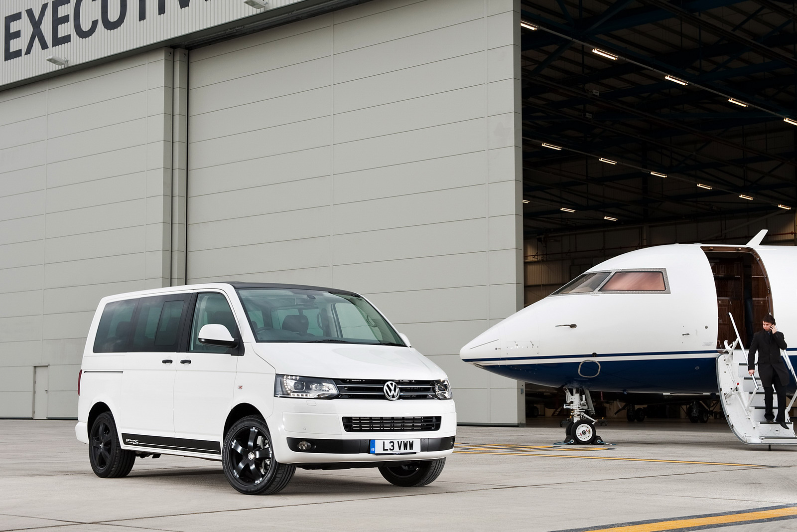 Volkswagen T5 Multivan Edition 25