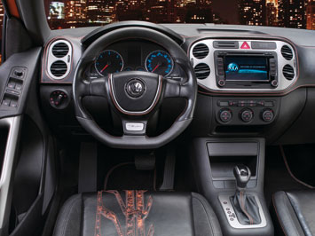 Volkswagen Tiguan Black