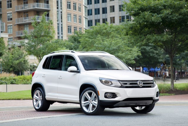 Volkswagen Tiguan Car