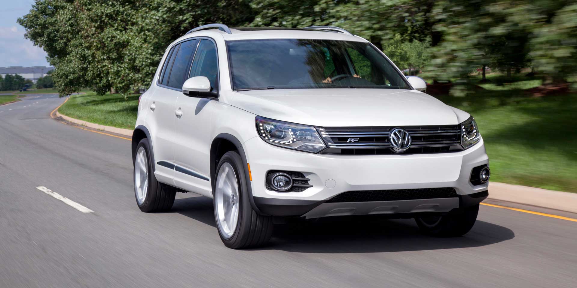 Volkswagen Tiguan White 2015 Volkswagen Tiguan White 2015