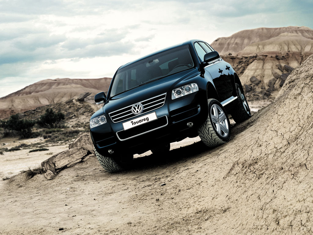 Volkswagen Touareg Black