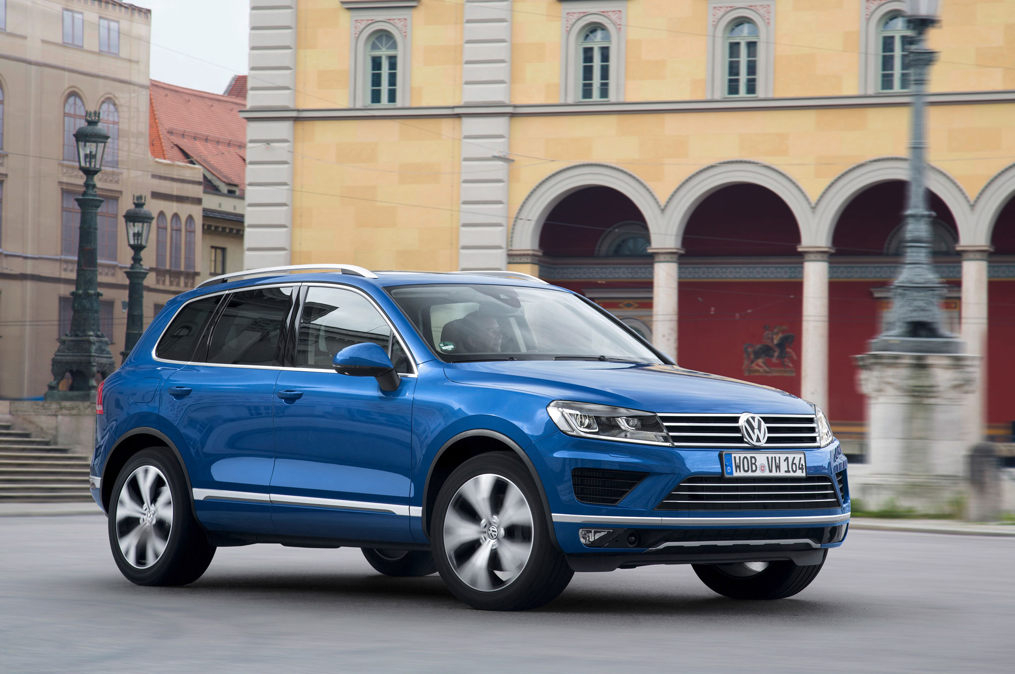 Volkswagen Touareg Hybrid 2015