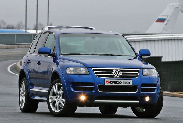 Volkswagen Touareg W12