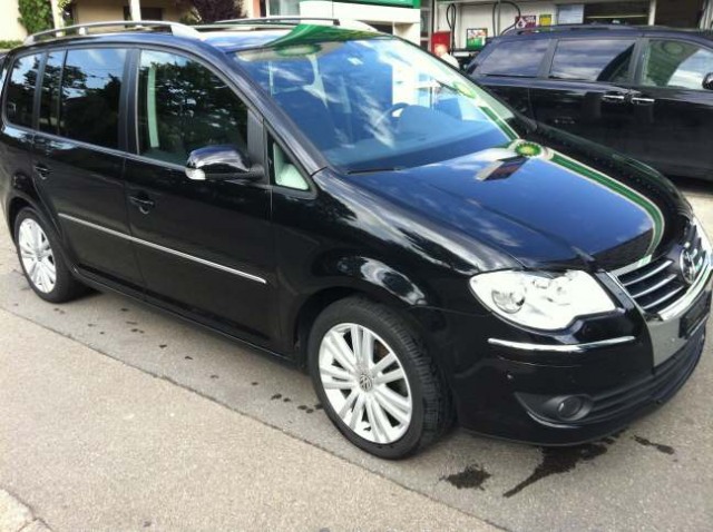 Volkswagen Touran 1.4tsi Highline