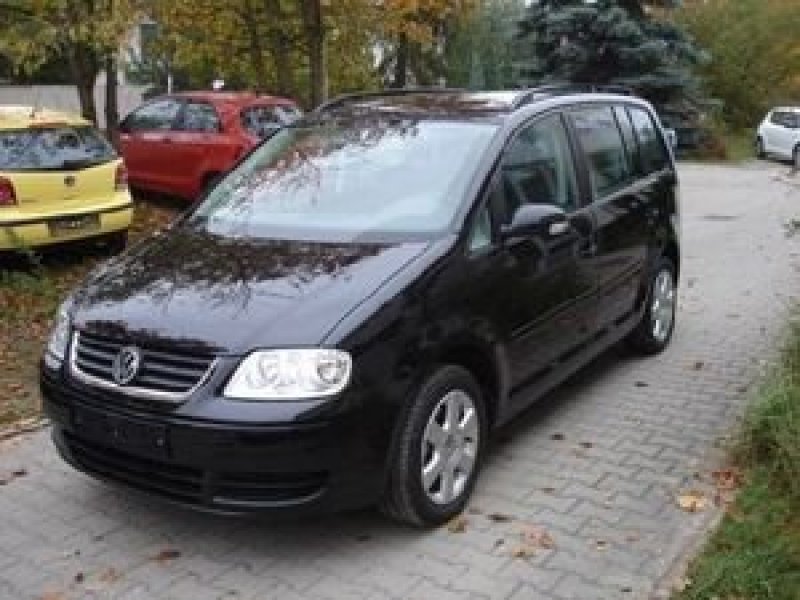 Volkswagen Touran 1.6 Fsi