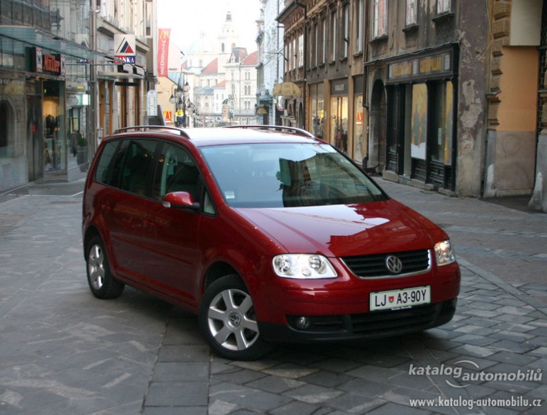 Volkswagen Touran 1.6 Fsi
