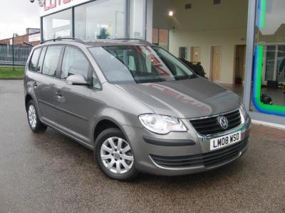 Volkswagen Touran 1.9 Tdi Highline