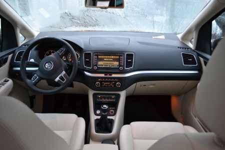 Volkswagen Touran 2012
