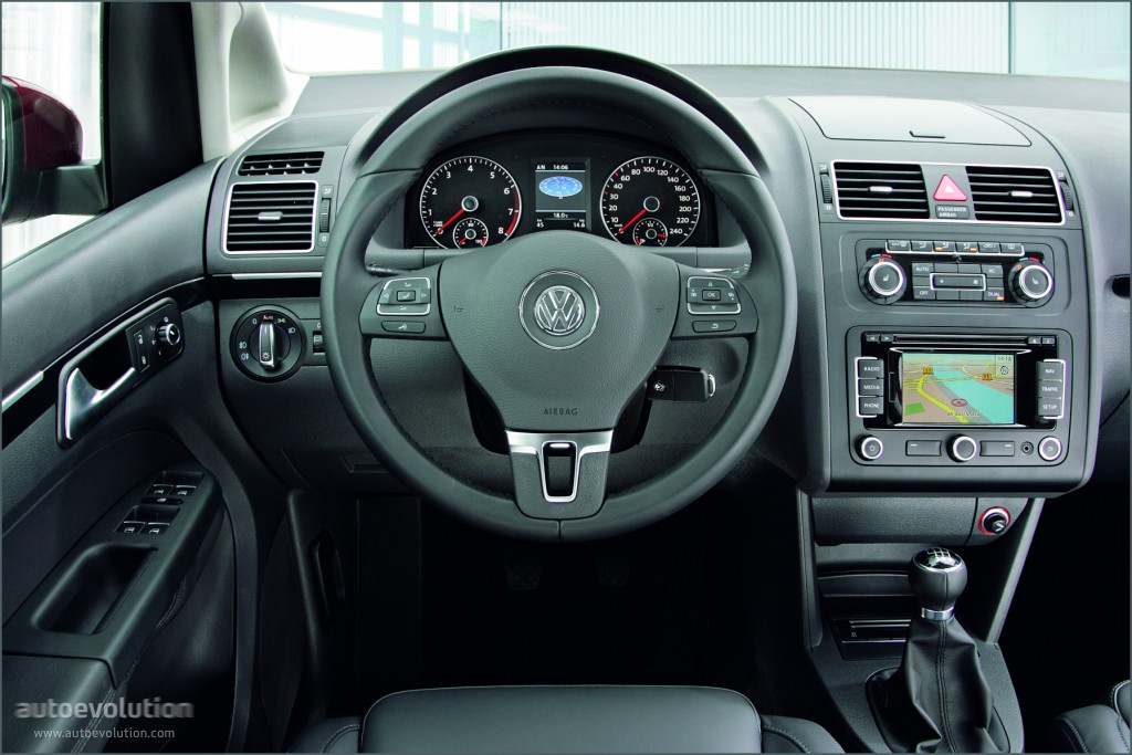 Volkswagen Touran 2012