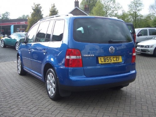 Volkswagen Touran Blue