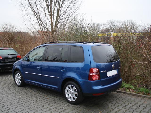 Volkswagen Touran Blue