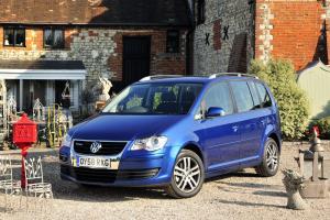 Volkswagen Touran Blue