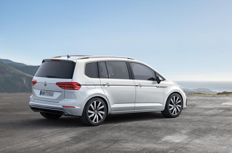 Volkswagen Touran Cross 2015