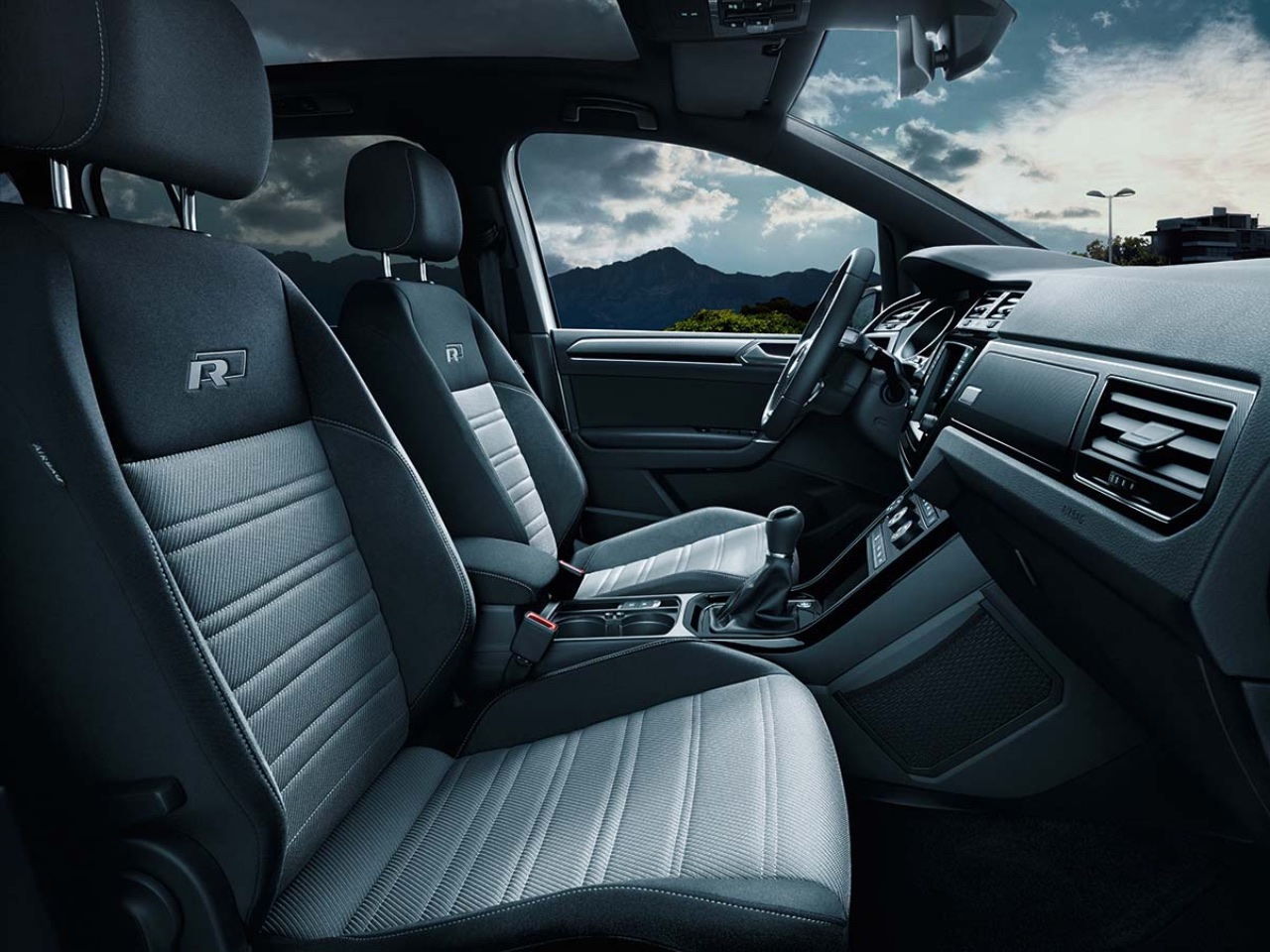 Volkswagen Touran R Line