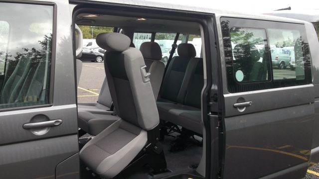 Volkswagen Transporter Minibus