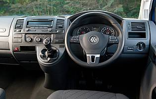 Volkswagen Transporter Minibus_