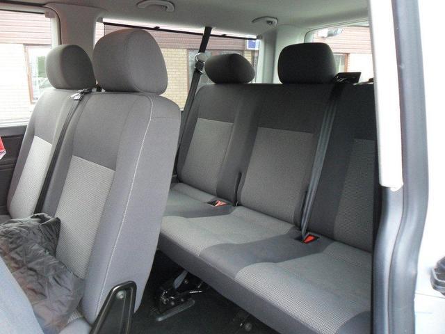 Volkswagen Transporter Minibus_