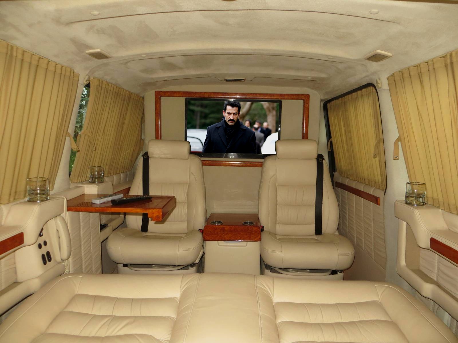 Volkswagen Transporter Vip 2015