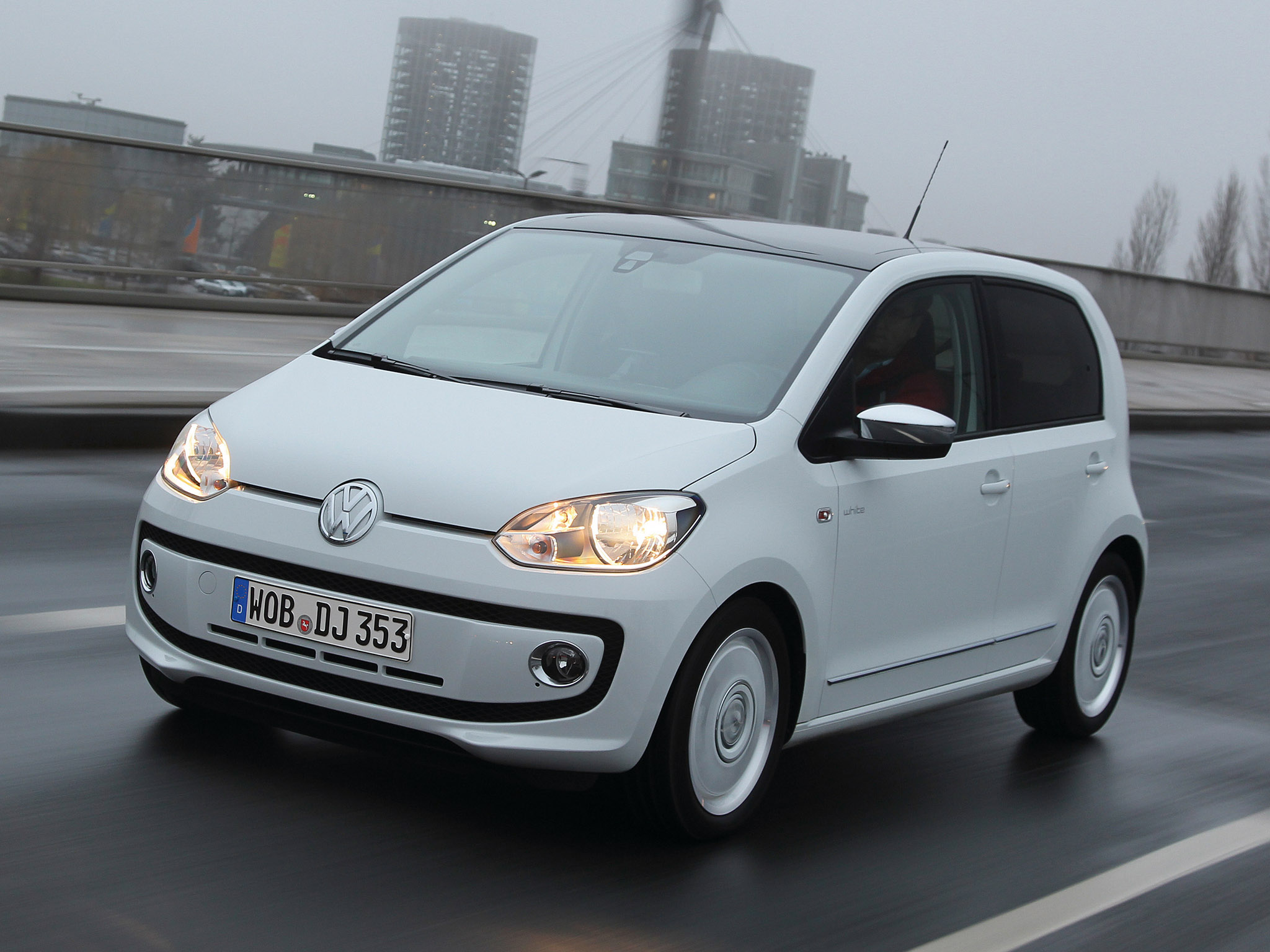Volkswagen Up White