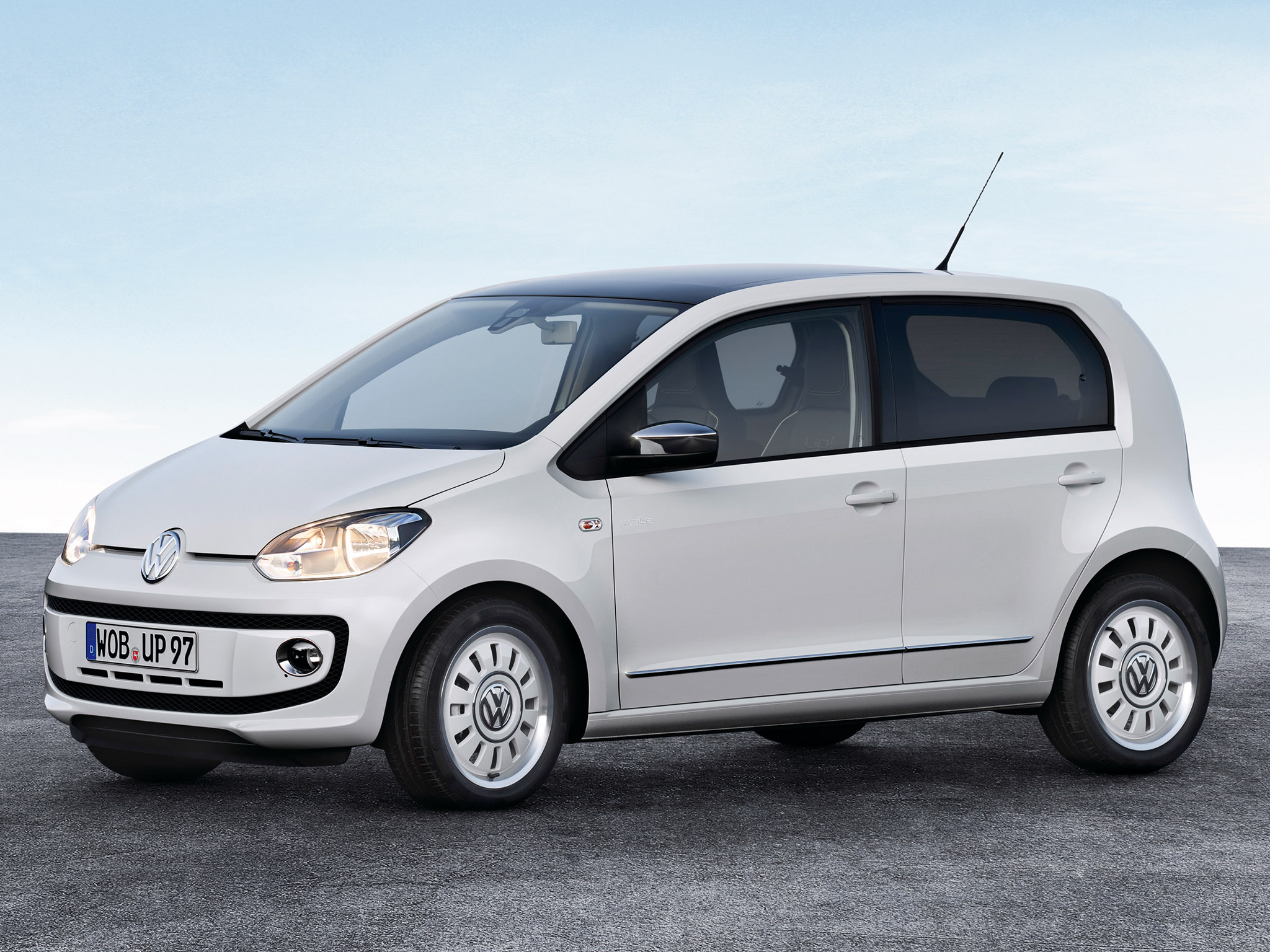 Volkswagen Up White