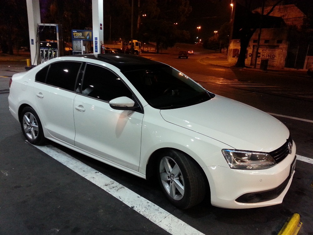 Volkswagen Vento Luxury Volkswagen Vento Luxury