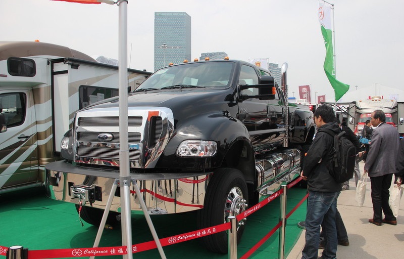 Brutal ford f650 2013
