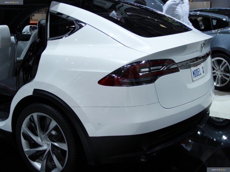 Tesla model x 2015