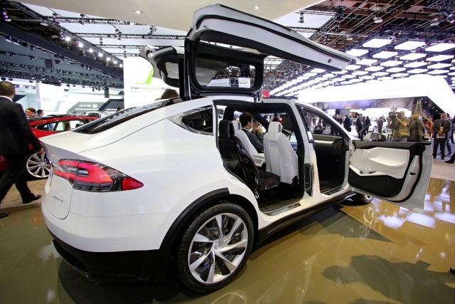 Tesla model x 2015
