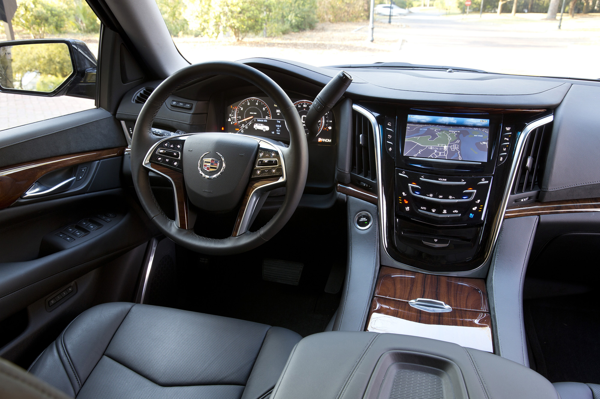 2015 Cadillac Escalade interior