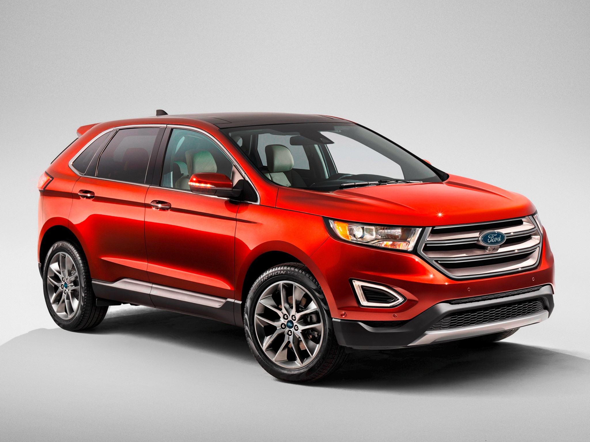 2015 Ford Edge titanium