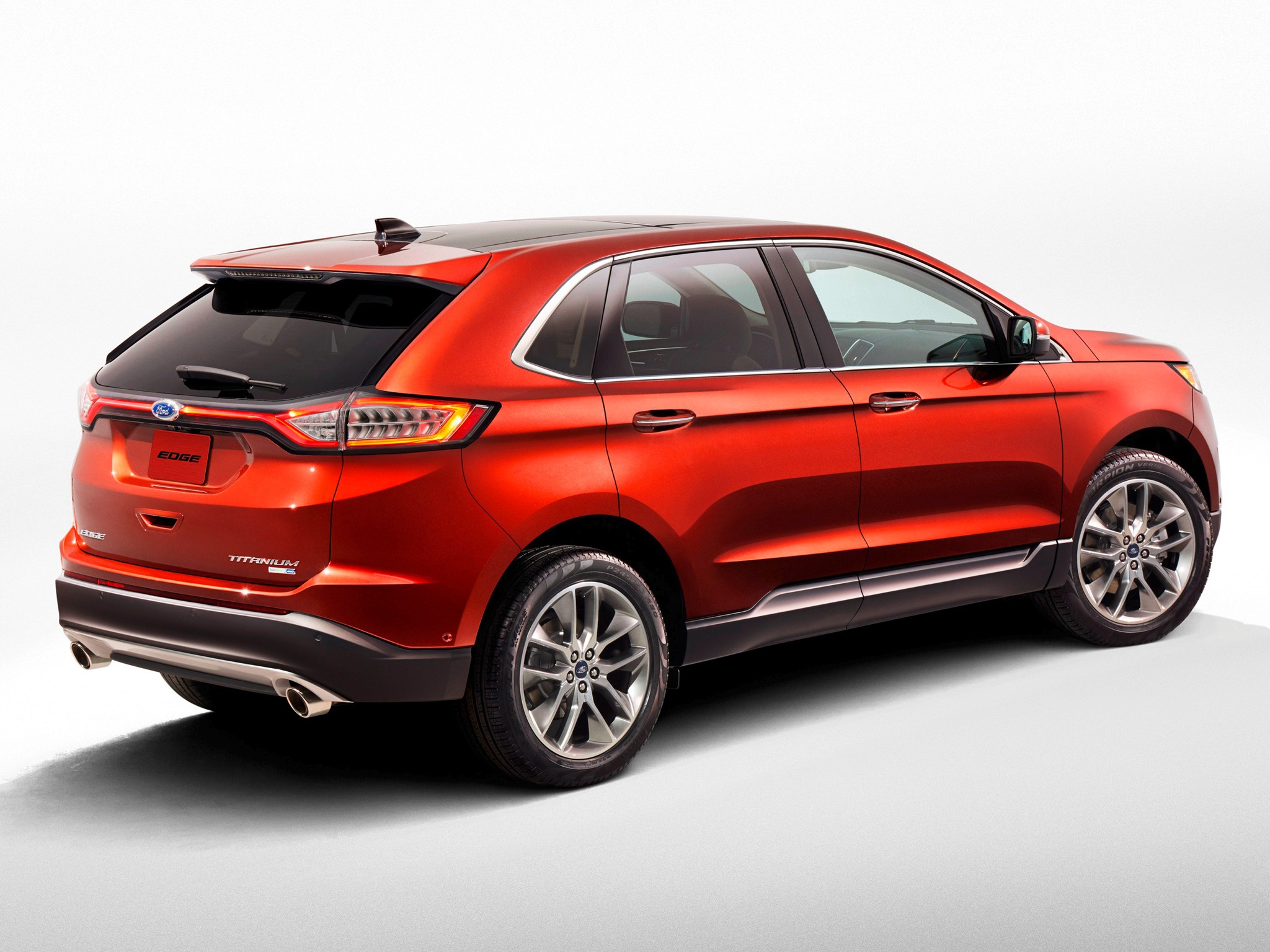 2015 Ford Edge titanium